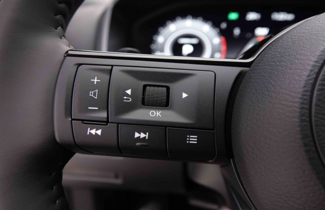 NISSAN_NISSAN_QASHQAI_2548811_16.jpg