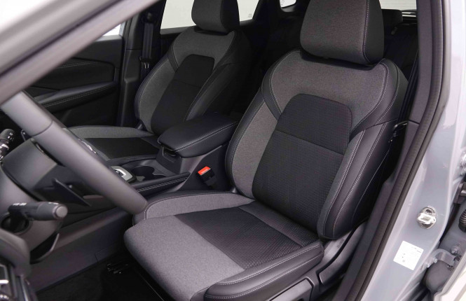 NISSAN_NISSAN_QASHQAI_2548811_6.jpg
