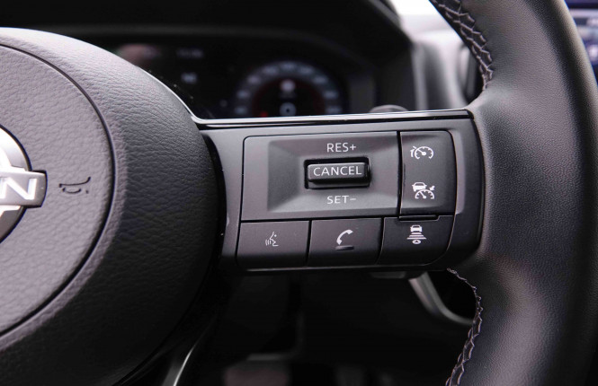 NISSAN_NISSAN_QASHQAI_2549185_18.jpg