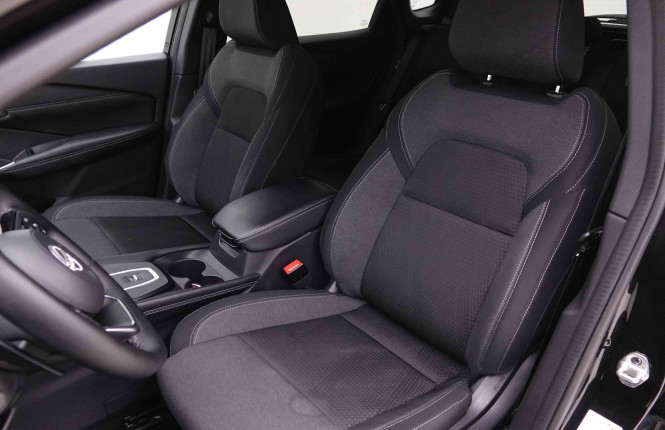 NISSAN_NISSAN_QASHQAI_2549185_6.jpg