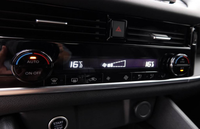 NISSAN_NISSAN_QASHQAI_2549772_13.jpg