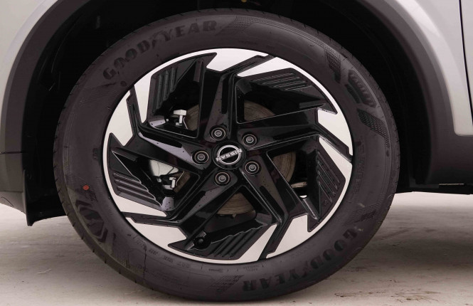 NISSAN_NISSAN_QASHQAI_2550370_21.jpg