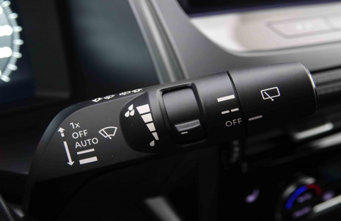 NISSAN_NISSAN_QASHQAI_2550376_17.jpg