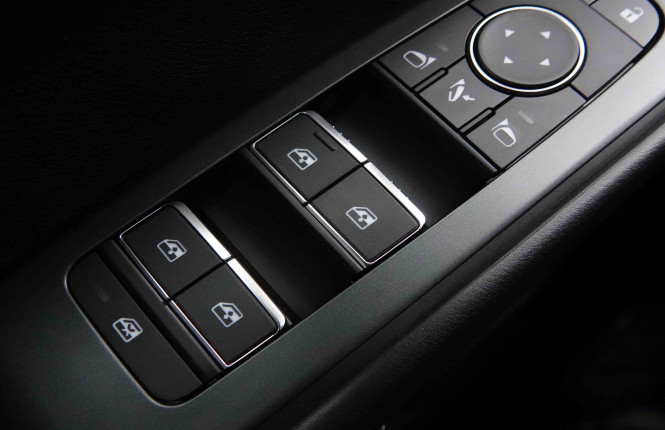 NISSAN_NISSAN_QASHQAI_2652942_19.jpg