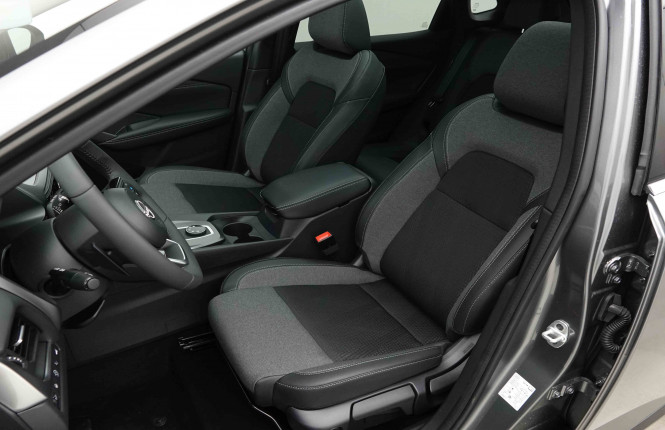 NISSAN_NISSAN_QASHQAI_2653743_7.jpg
