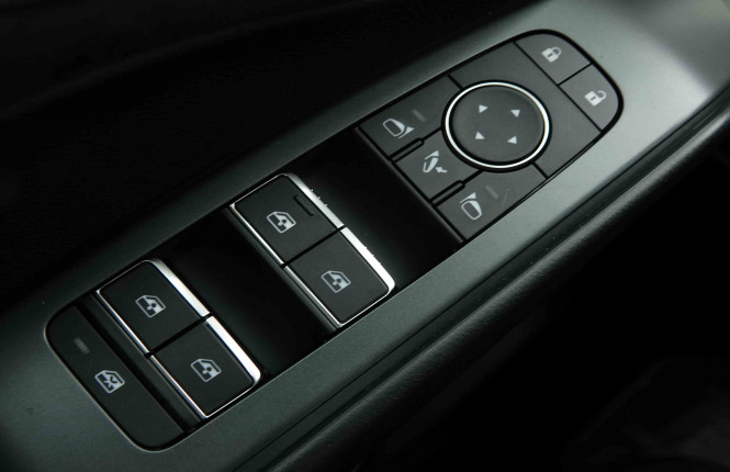 NISSAN_NISSAN_QASHQAI_2653744_20.jpg