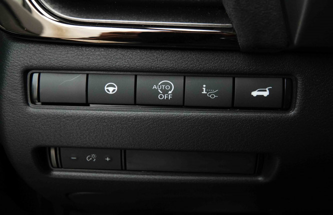 NISSAN_NISSAN_QASHQAI_2653744_21.jpg