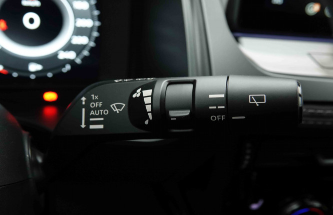NISSAN_NISSAN_QASHQAI_2653746_17.jpg
