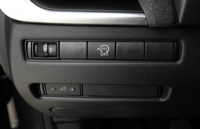 NISSAN_NISSAN_QASHQAI_2653921_17.jpg NISSAN_NISSAN_QASHQAI_2653921_17.jpg