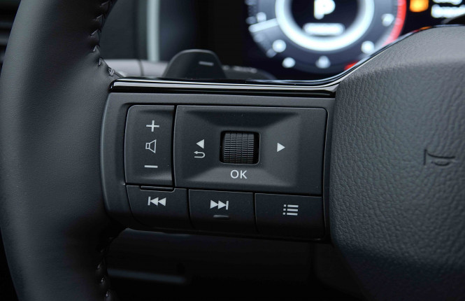 NISSAN_NISSAN_QASHQAI_2655137_18.jpg