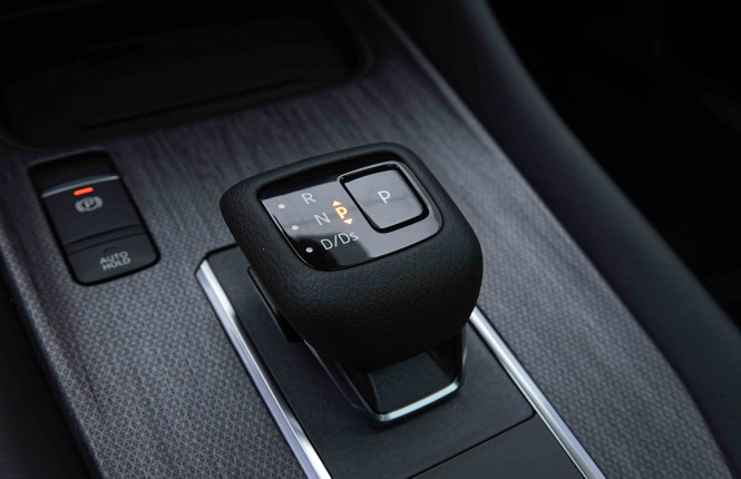 NISSAN_NISSAN_QASHQAI_2655138_15.jpg