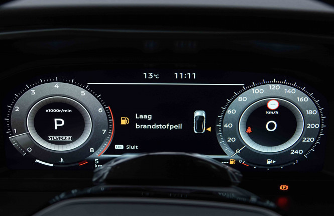 NISSAN_NISSAN_QASHQAI_2655138_17.jpg
