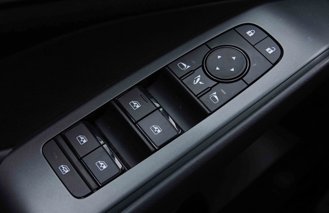 NISSAN_NISSAN_QASHQAI_2655138_24.jpg