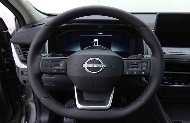 NISSAN_NISSAN_QASHQAI_2655138_9.jpg