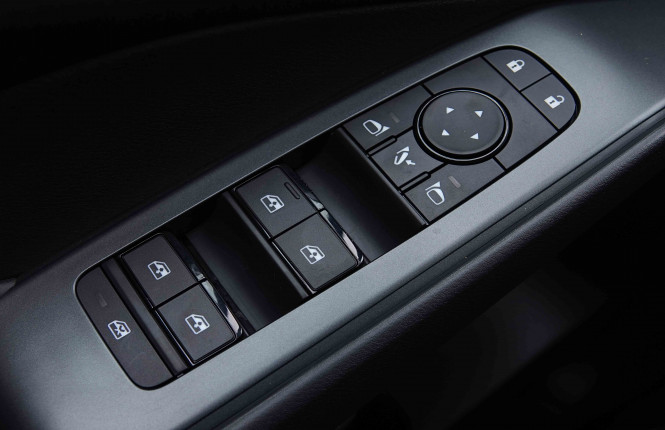 NISSAN_NISSAN_QASHQAI_2655140_22.jpg
