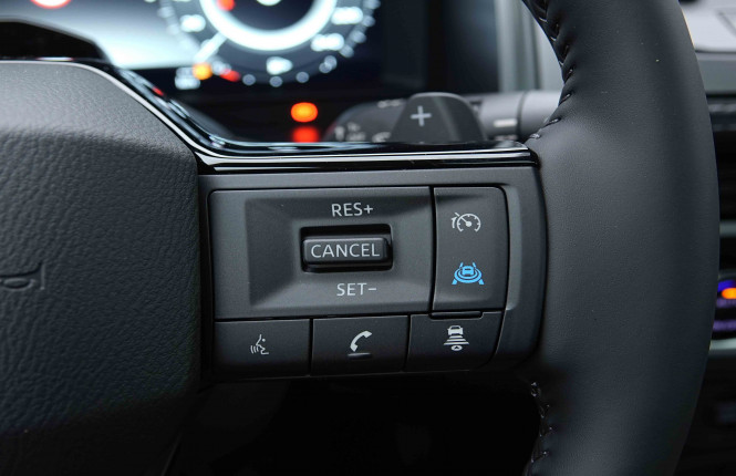 NISSAN_NISSAN_QASHQAI_2655142_20.jpg