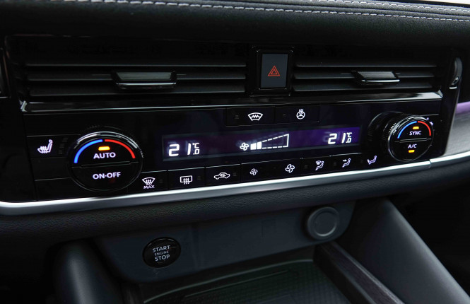 NISSAN_NISSAN_QASHQAI_2655143_13.jpg