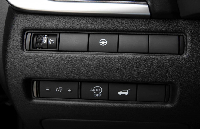 NISSAN_NISSAN_XTRAIL_2653470_21.jpg