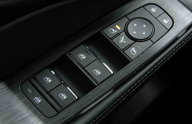 NISSAN_NISSAN_XTRAIL_2653486_18.jpg