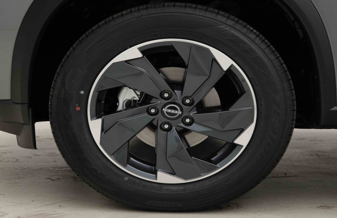NISSAN_NISSAN_XTRAIL_2653487_20.jpg