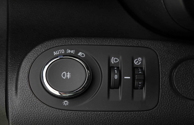 OPEL_OPEL_COMBO_2654579_18.jpg OPEL_OPEL_COMBO_2654579_18.jpg