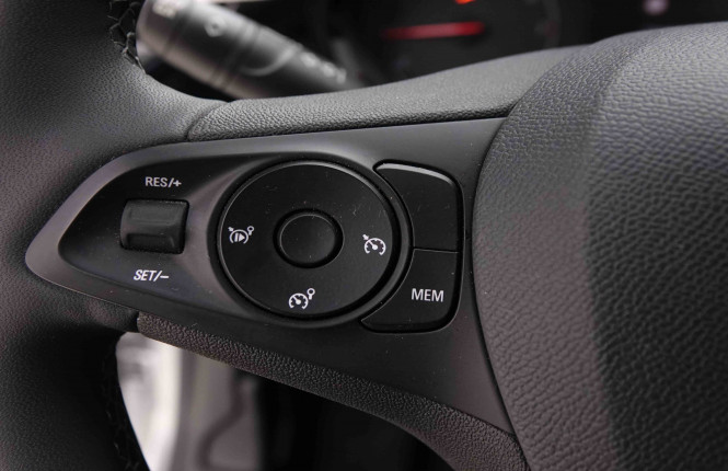 OPEL_OPEL_CORSA_2551176_18.jpg OPEL_OPEL_CORSA_2551176_18.jpg