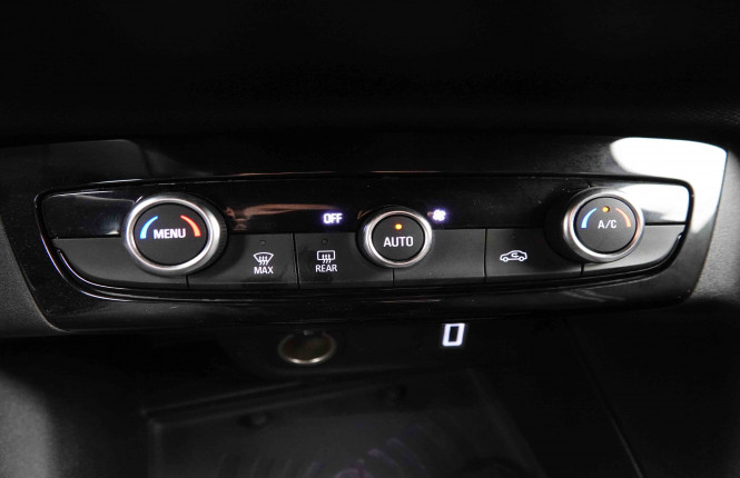 OPEL_OPEL_CORSA_2652356_13.jpg OPEL_OPEL_CORSA_2652356_13.jpg