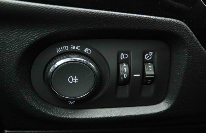OPEL_OPEL_CORSA_2654255_19.jpg