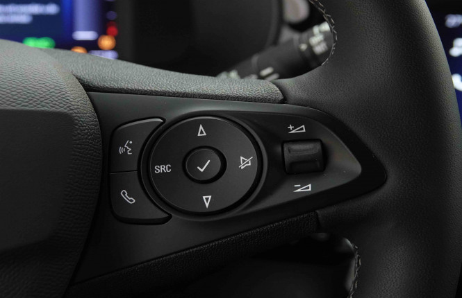 OPEL_OPEL_CORSA_2654256_18.jpg OPEL_OPEL_CORSA_2654256_18.jpg