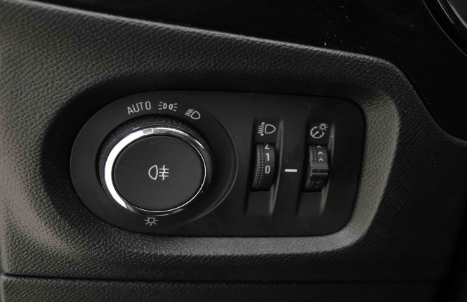 OPEL_OPEL_CORSA_2654555_20.jpg