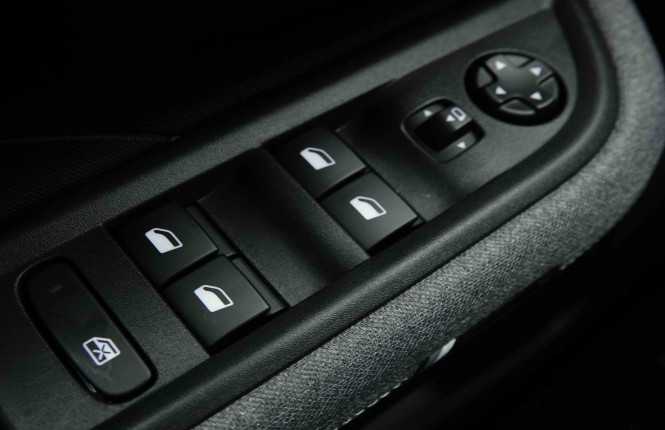 OPEL_OPEL_FRONTERA_2653521_18.jpg