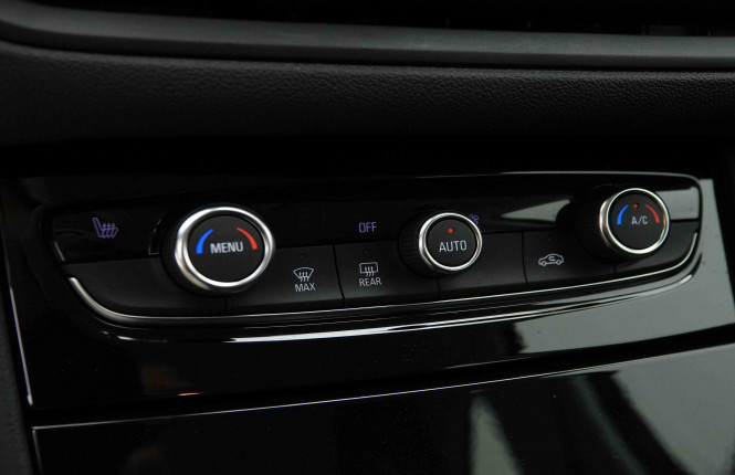 OPEL_OPEL_GRANDLAND_2653604_13.jpg OPEL_OPEL_GRANDLAND_2653604_13.jpg
