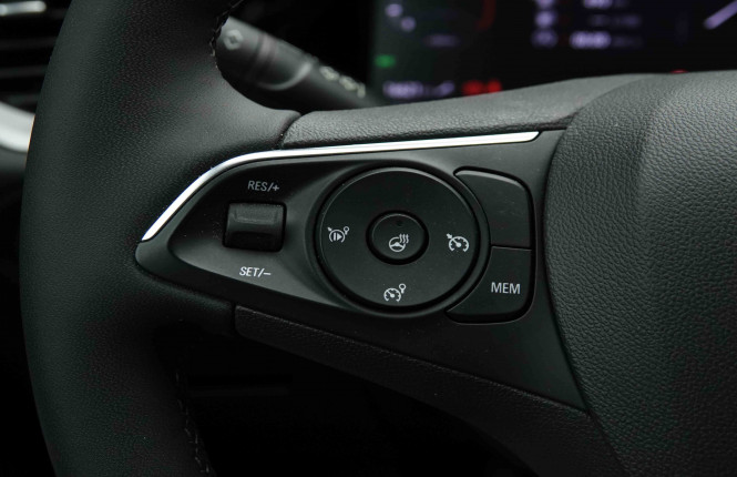 OPEL_OPEL_GRANDLAND_2653604_17.jpg OPEL_OPEL_GRANDLAND_2653604_17.jpg