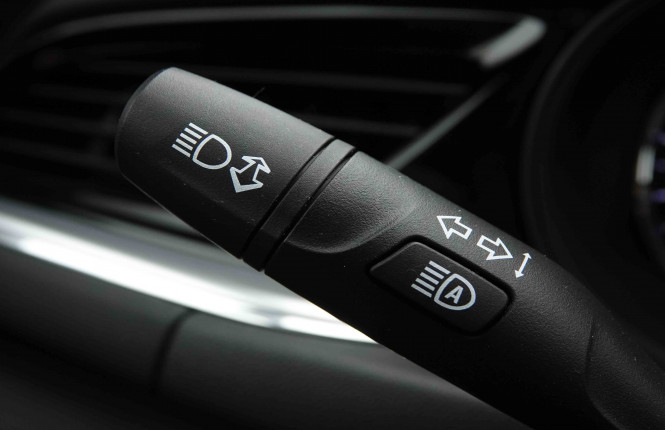 OPEL_OPEL_INSIGNIA_2549439_18.jpg