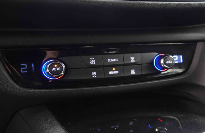 OPEL_OPEL_INSIGNIA_2550876_12.jpg OPEL_OPEL_INSIGNIA_2550876_12.jpg