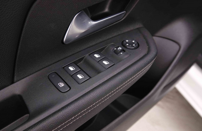 OPEL_OPEL_MOKKA_2550432_18.jpg OPEL_OPEL_MOKKA_2550432_18.jpg