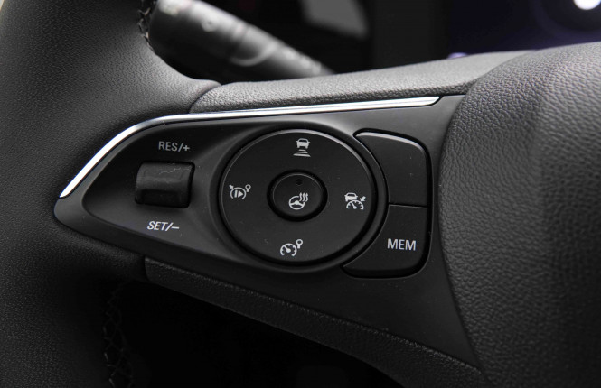 OPEL_OPEL_MOKKA_2550596_17.jpg OPEL_OPEL_MOKKA_2550596_17.jpg