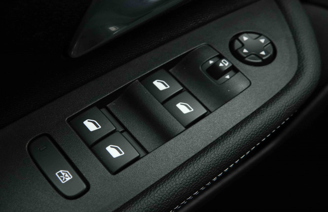 OPEL_OPEL_MOKKA_2653936_18.jpg