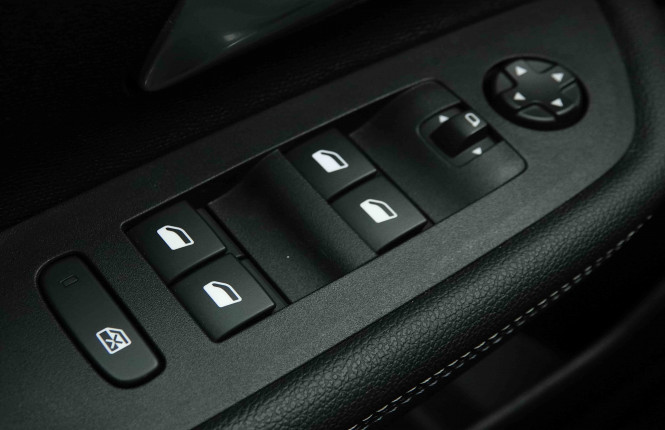 OPEL_OPEL_MOKKA_2654263_19.jpg OPEL_OPEL_MOKKA_2654263_19.jpg