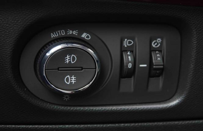 OPEL_OPEL_MOKKA_E_2550474_9.jpg