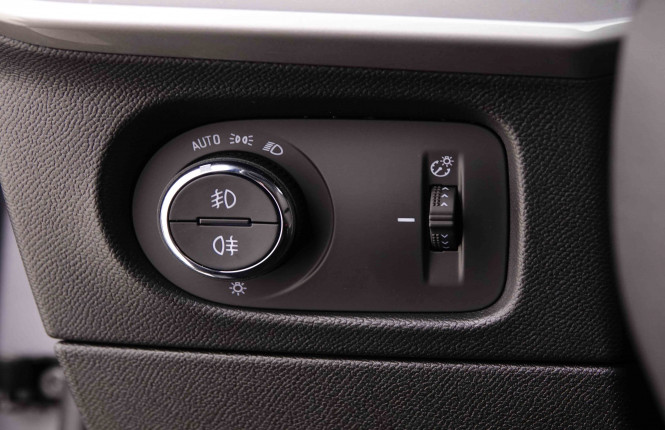 OPEL_OPEL_MOKKA_E_2654725_10.jpg OPEL_OPEL_MOKKA_E_2654725_10.jpg