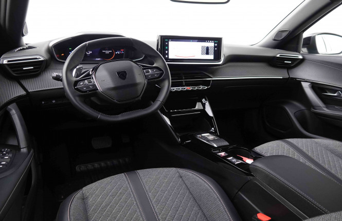 PEUGEOT_PEUGEOT_2008_2548135_7.jpg