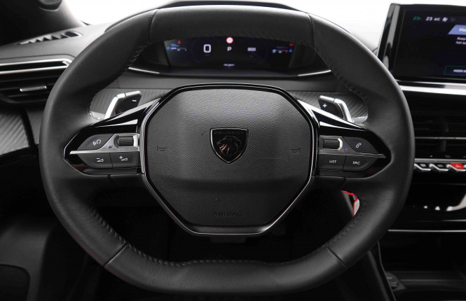 PEUGEOT_PEUGEOT_2008_2548149_8.jpg