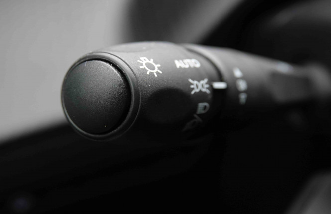PEUGEOT_PEUGEOT_2008_2548155_17.jpg