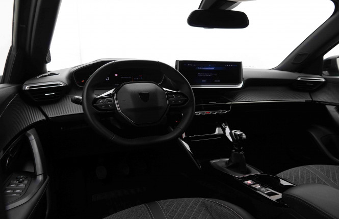 PEUGEOT_PEUGEOT_2008_2548357_7.jpg