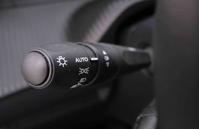 PEUGEOT_PEUGEOT_2008_2550545_13.jpg PEUGEOT_PEUGEOT_2008_2550545_13.jpg