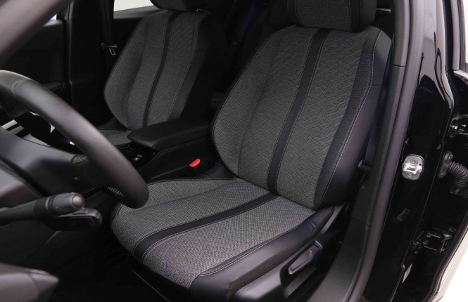 PEUGEOT_PEUGEOT_2008_2550546_6.jpg PEUGEOT_PEUGEOT_2008_2550546_6.jpg