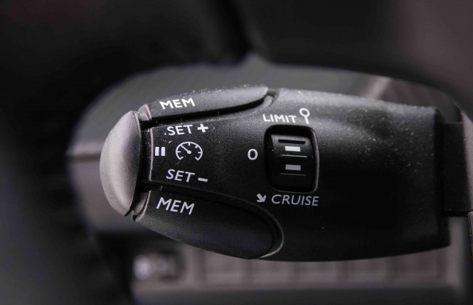 PEUGEOT_PEUGEOT_2008_2550553_15.jpg PEUGEOT_PEUGEOT_2008_2550553_15.jpg