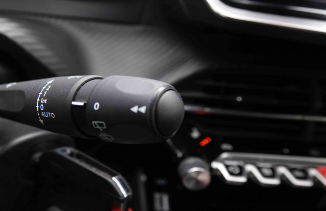 PEUGEOT_PEUGEOT_2008_2551282_15.jpg PEUGEOT_PEUGEOT_2008_2551282_15.jpg