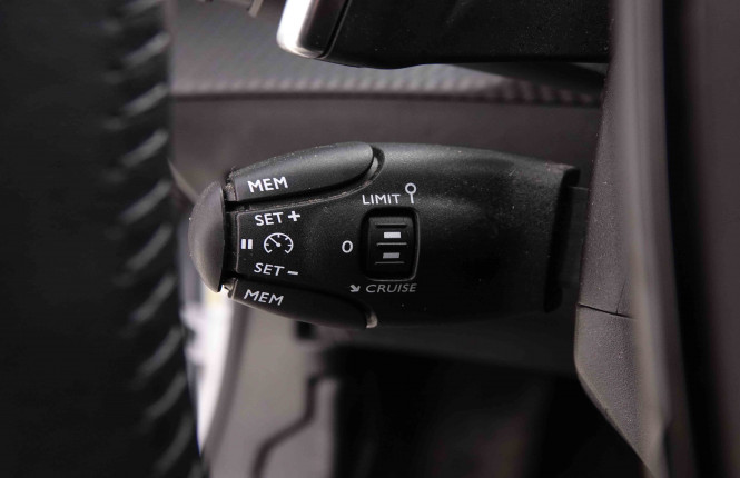 PEUGEOT_PEUGEOT_2008_2551283_18.jpg PEUGEOT_PEUGEOT_2008_2551283_18.jpg